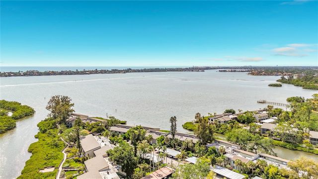 1515 PELICAN POINT DRIVE BA185, Sarasota, FL 34231