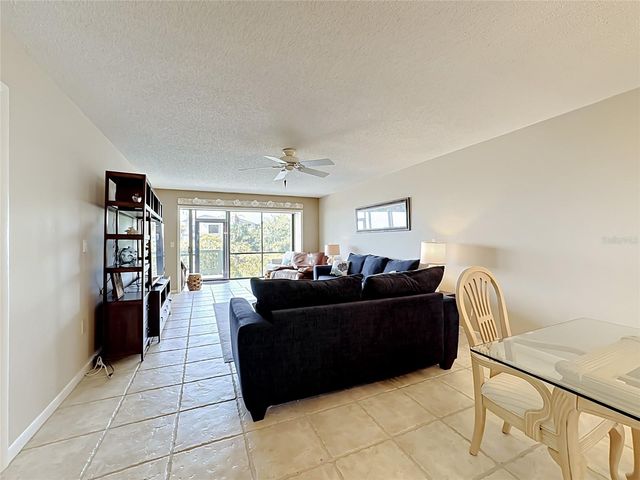1515 PELICAN POINT DRIVE BA185, Sarasota, FL 34231