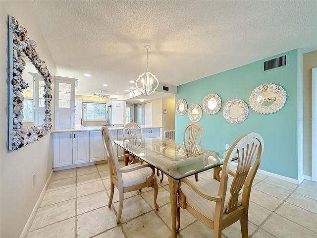 1515 PELICAN POINT DRIVE BA185, Sarasota, FL 34231