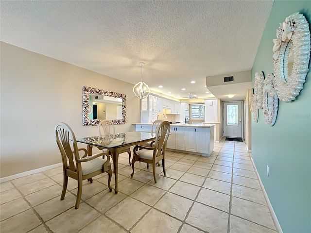 1515 PELICAN POINT DRIVE BA185, Sarasota, FL 34231