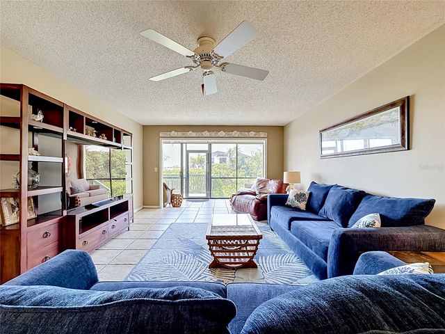 1515 PELICAN POINT DRIVE BA185, Sarasota, FL 34231
