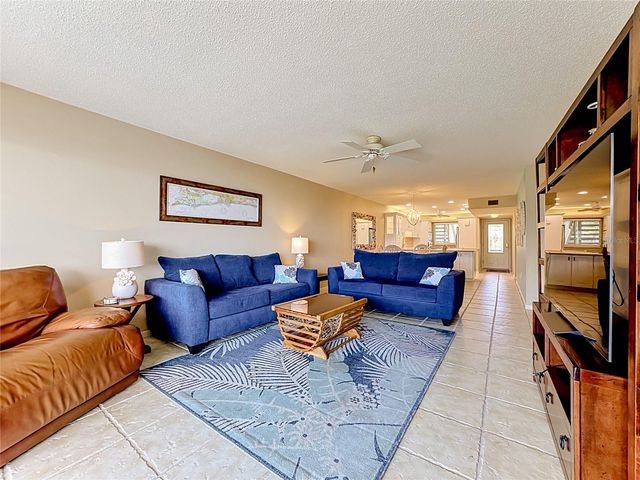 1515 PELICAN POINT DRIVE BA185, Sarasota, FL 34231