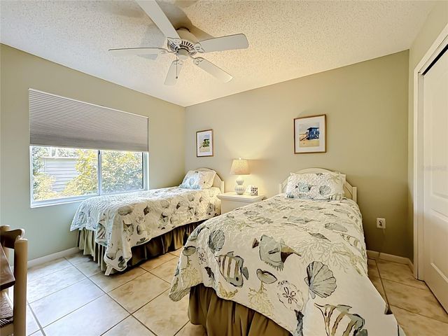 1515 PELICAN POINT DRIVE BA185, Sarasota, FL 34231