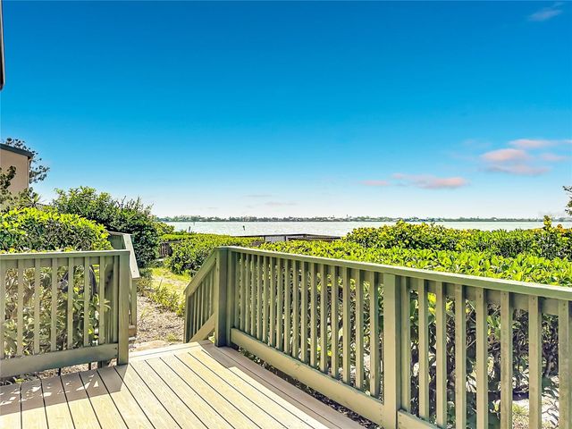 1515 PELICAN POINT DRIVE BA185, Sarasota, FL 34231