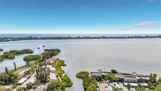 1515 PELICAN POINT DRIVE BA185, Sarasota, FL 34231