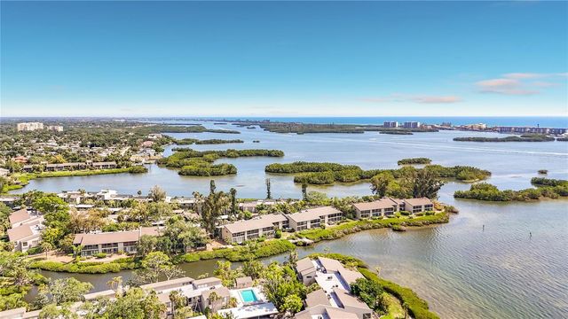 1515 PELICAN POINT DRIVE BA185, Sarasota, FL 34231