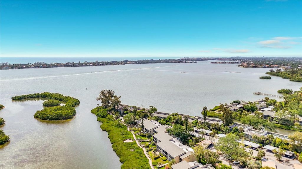 1515 PELICAN POINT DRIVE BA185, Sarasota, FL 34231