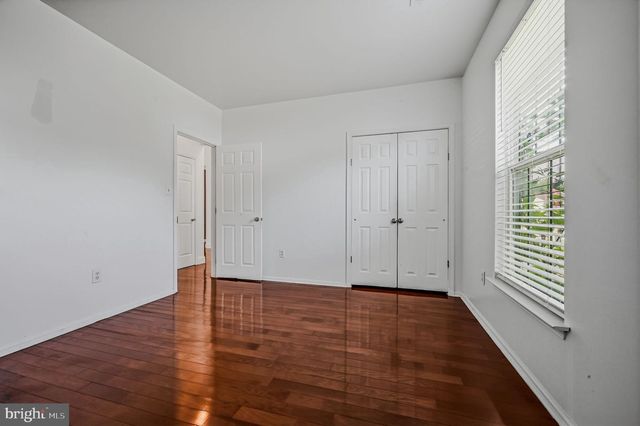 235 RIVEREDGE DR, New Castle, DE 19720