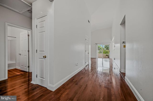 235 RIVEREDGE DR, New Castle, DE 19720