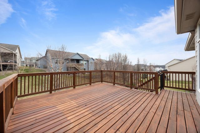 15922 Hammontree Drive, Urbandale, IA 50323