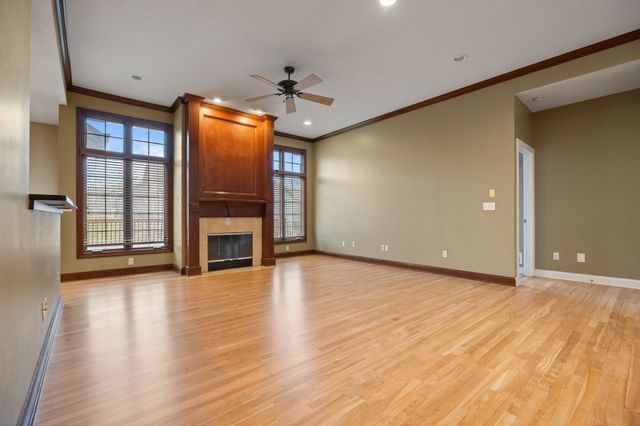 15922 Hammontree Drive, Urbandale, IA 50323