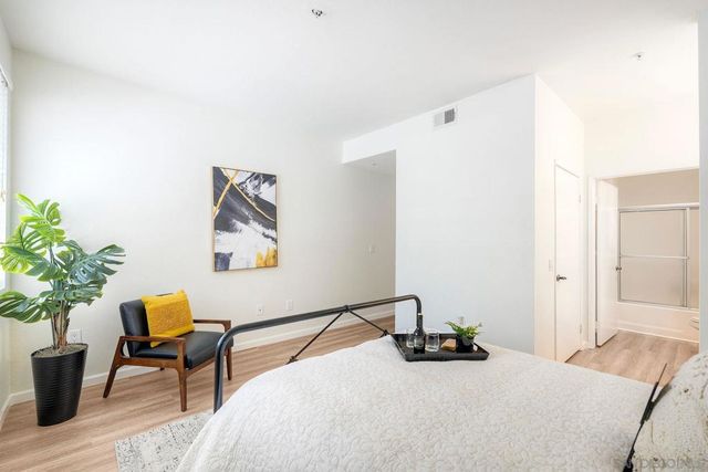 18752 Caminito Cantilena 172, San Diego, CA 92128