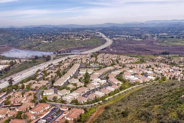 18752 Caminito Cantilena 172, San Diego, CA 92128
