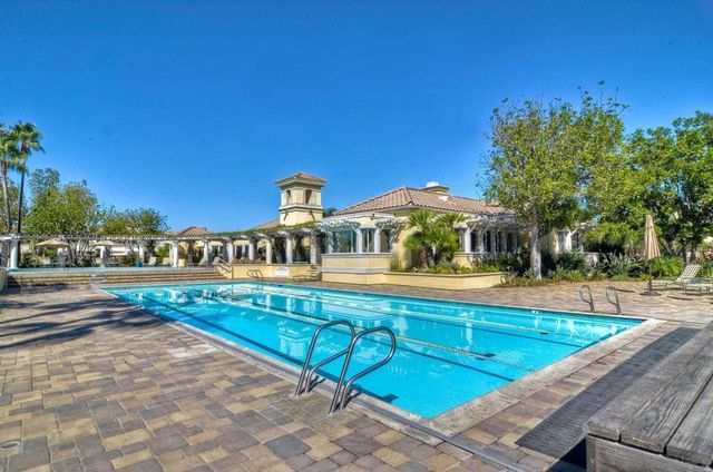 18752 Caminito Cantilena 172, San Diego, CA 92128