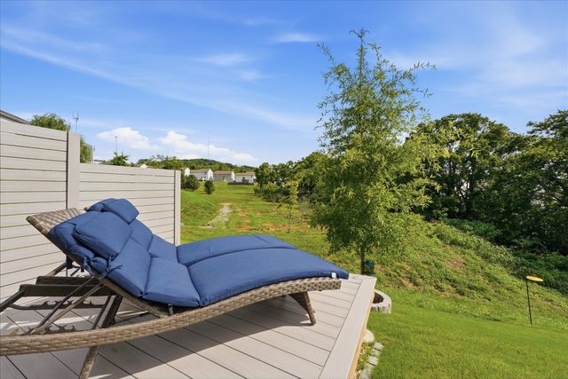 3060 Sapgate Ln, Nashville, TN 37207