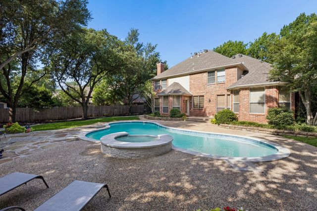 303 Waterford CT, Southlake, TX 76092
