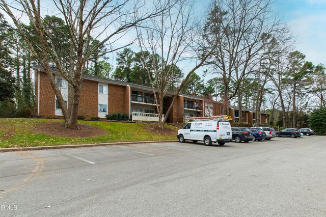 4507 Edwards Mill Road G, Raleigh, NC 27612