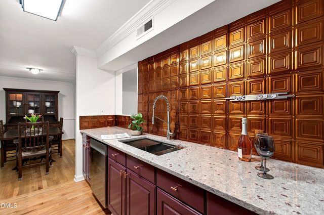 4507 Edwards Mill Road G, Raleigh, NC 27612