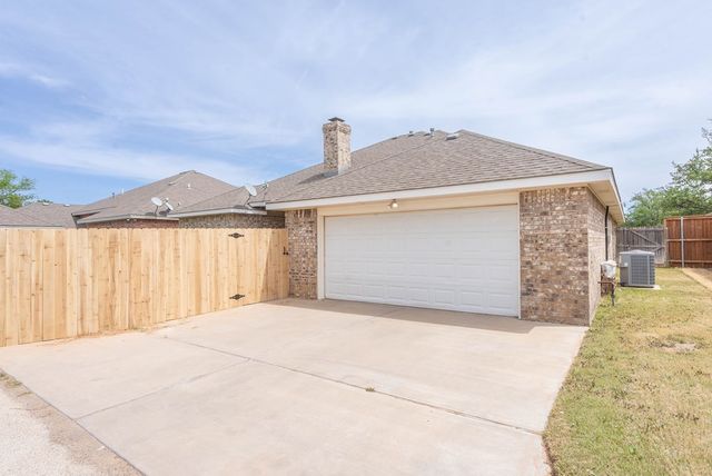 5214 Greathouse Ave, Midland, TX 79707