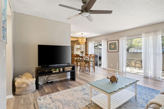6305 MORNINGMIST COURT 6305, Temple Terrace, FL 33617