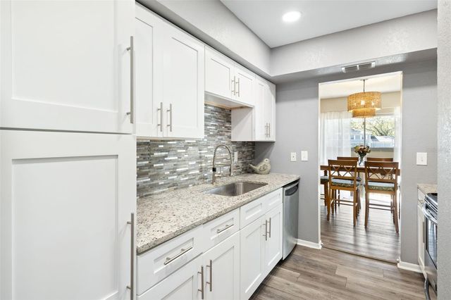 6305 MORNINGMIST COURT 6305, Temple Terrace, FL 33617