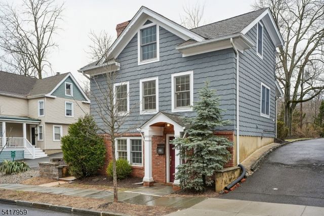 35 Dehart St, Morristown Town, NJ 07960