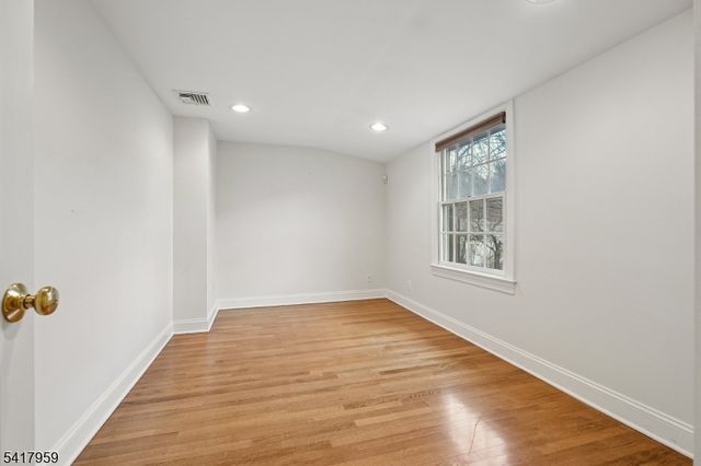 35 Dehart St, Morristown Town, NJ 07960