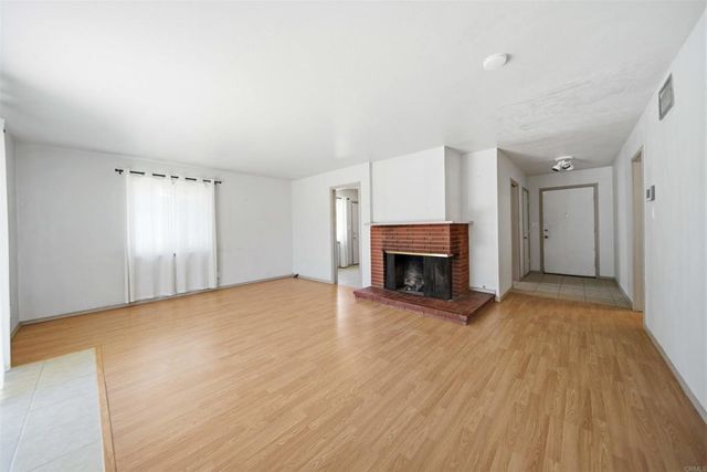 43740 Heaton Avenue, Lancaster, CA 93534