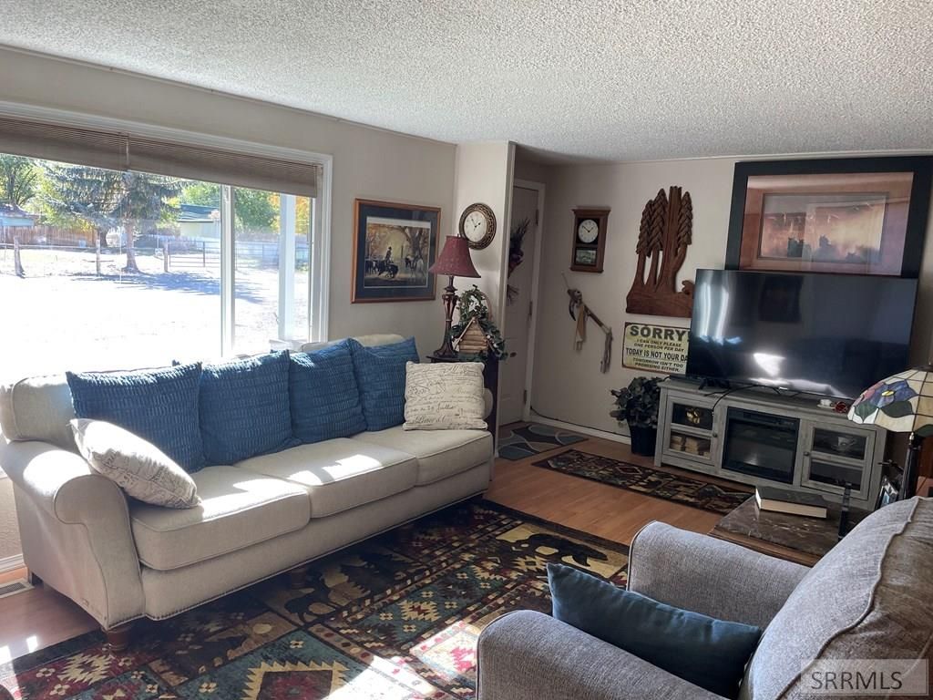 Image 6 of property listing at 240 E Valley Avenue, Challis, ID 83226