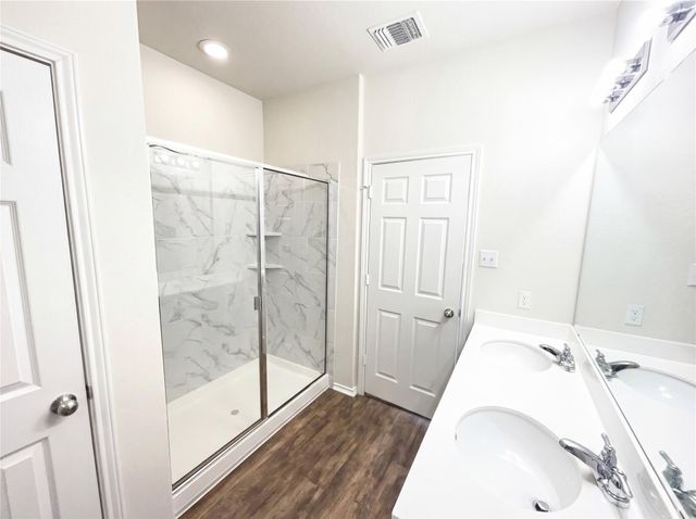 709 Hummingbird LN, Leander, TX 78641