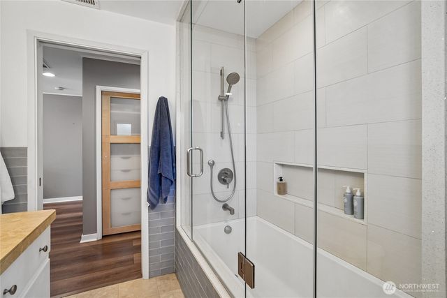 4208 SW Roxbury Street, Seattle, WA 98136