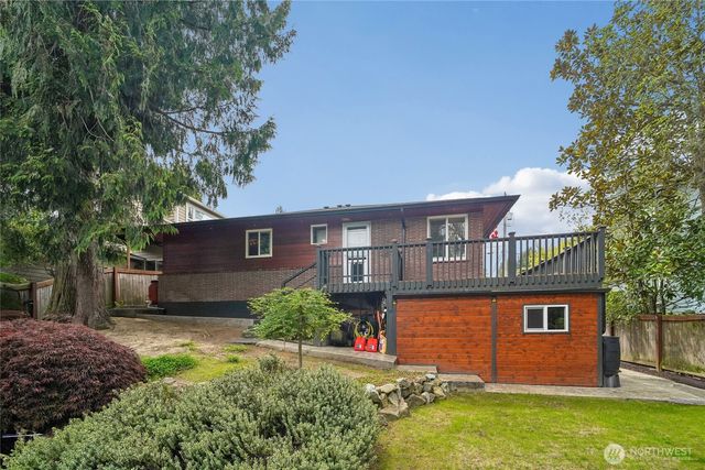 4208 SW Roxbury Street, Seattle, WA 98136