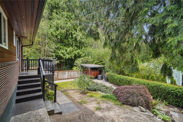4208 SW Roxbury Street, Seattle, WA 98136