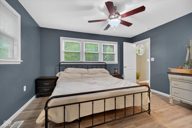 39 Lincoln, Coatesville, IN 46121