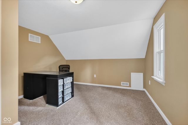39 Lincoln, Coatesville, IN 46121