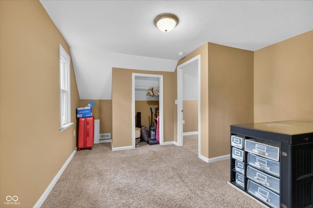 39 Lincoln, Coatesville, IN 46121