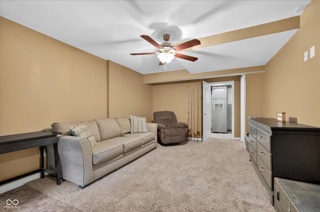 39 Lincoln, Coatesville, IN 46121