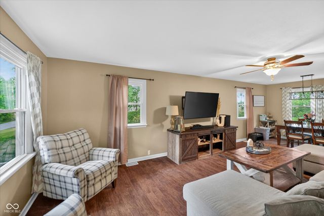 39 Lincoln, Coatesville, IN 46121