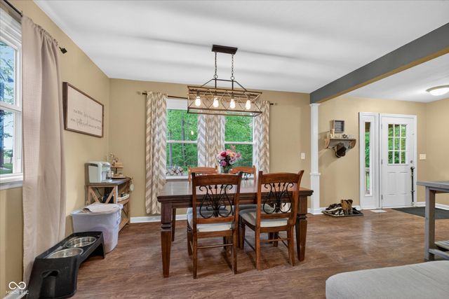 39 Lincoln, Coatesville, IN 46121