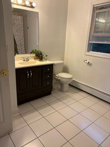 777 New Plainville Rd, New Bedford, MA 02747