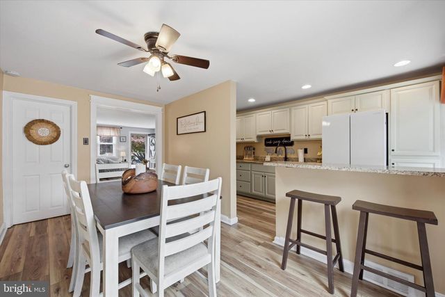 231 N BISHOP AVE, Clifton Heights, PA 19018