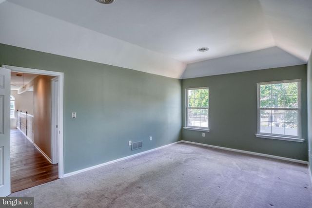 2 HEATHERFIELD WAY, Dover, DE 19904