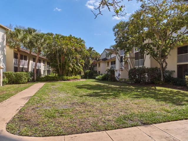 13201 Glenmoor Drive, West Palm Beach, FL 33409
