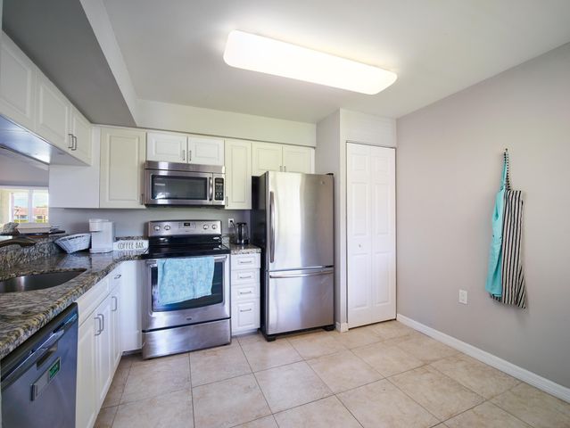 13201 Glenmoor Drive, West Palm Beach, FL 33409