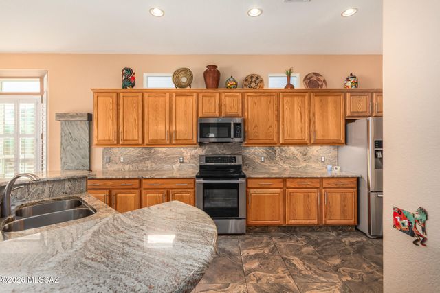 13630 N Nightstar Court, Marana, AZ 85658