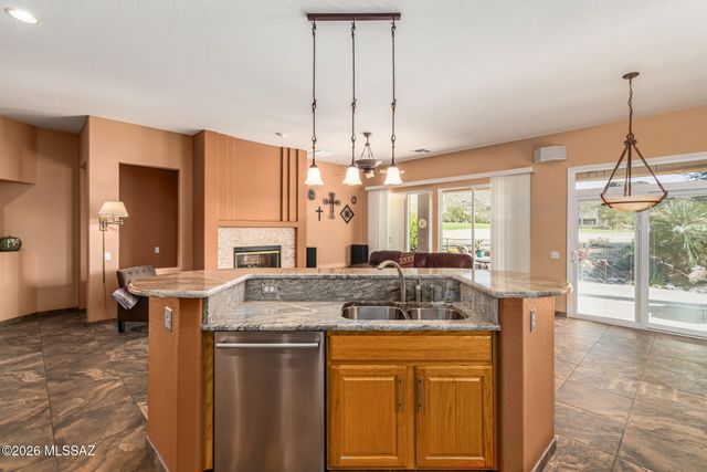 13630 N Nightstar Court, Marana, AZ 85658