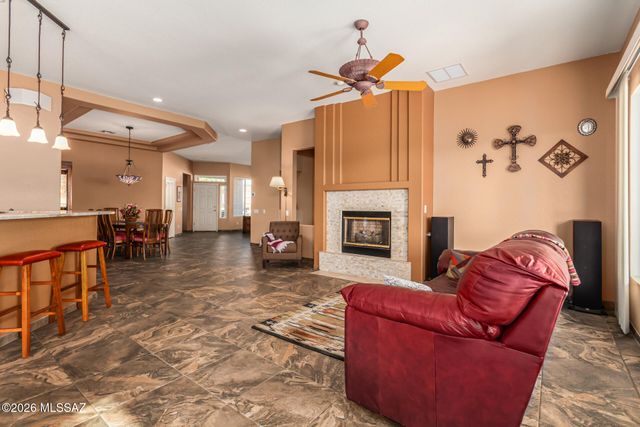 13630 N Nightstar Court, Marana, AZ 85658