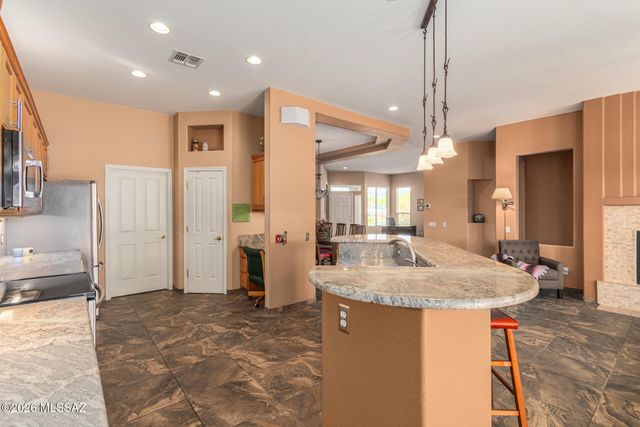 13630 N Nightstar Court, Marana, AZ 85658