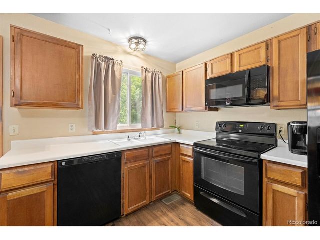 720 Walden Ct, Littleton, CO 80126