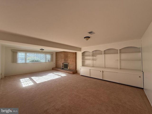 9400 BEAUREGARD AVE, Manassas, VA 20110